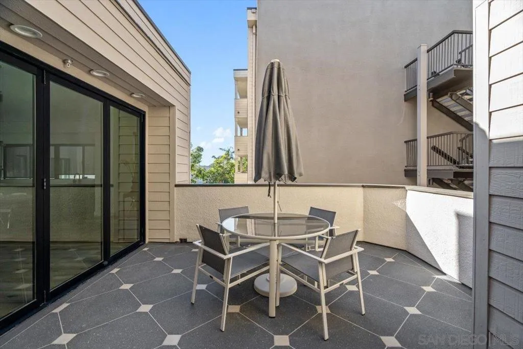 7550 Eads Ave 209, La Jolla, California 92037 home-pic-38